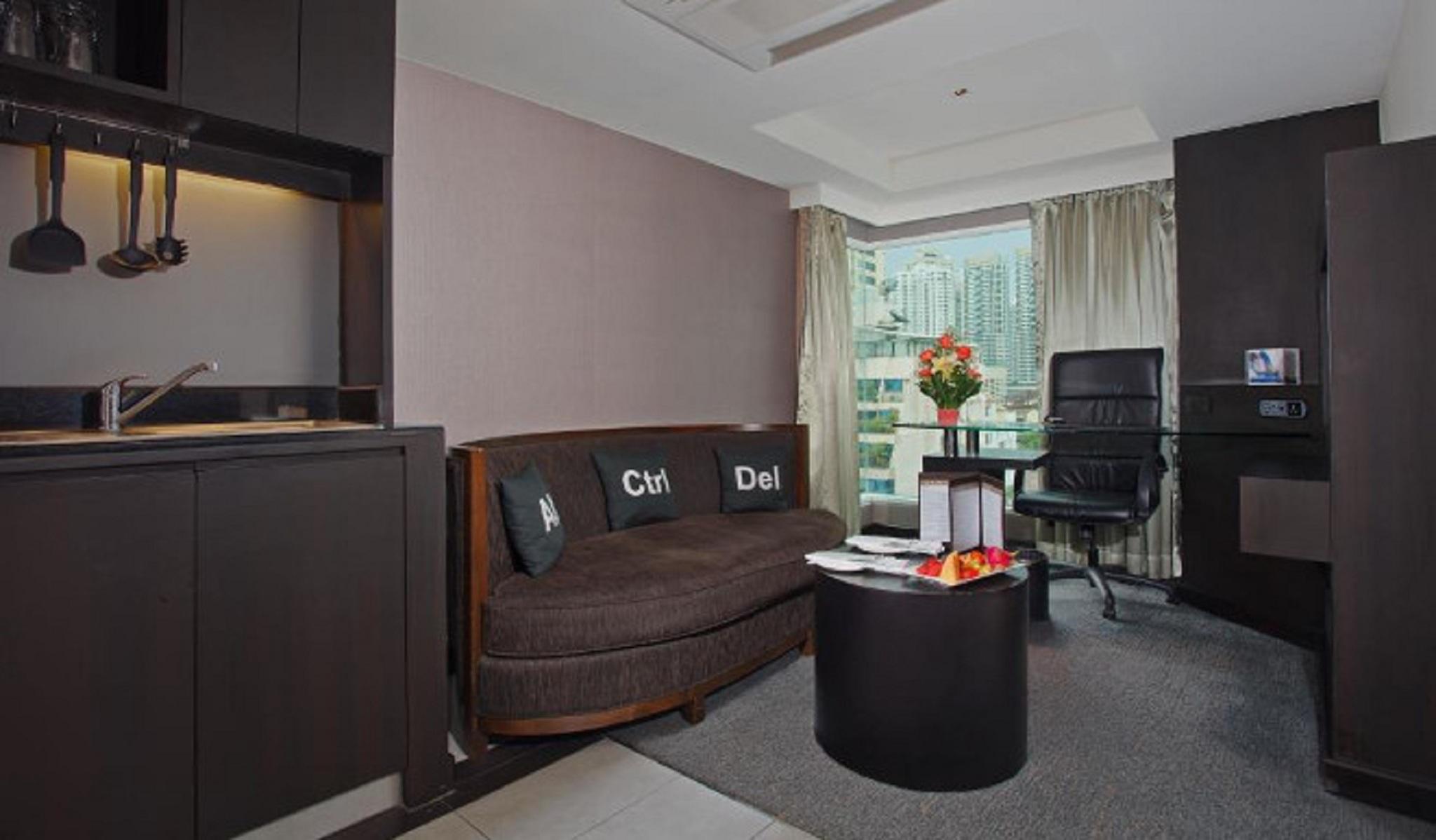 Golden Tulip Mandison Suites Bangkok Zewnętrze zdjęcie
